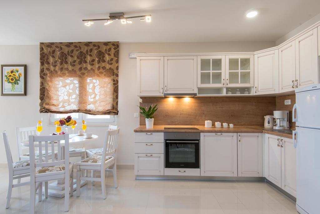 Stella Apartment