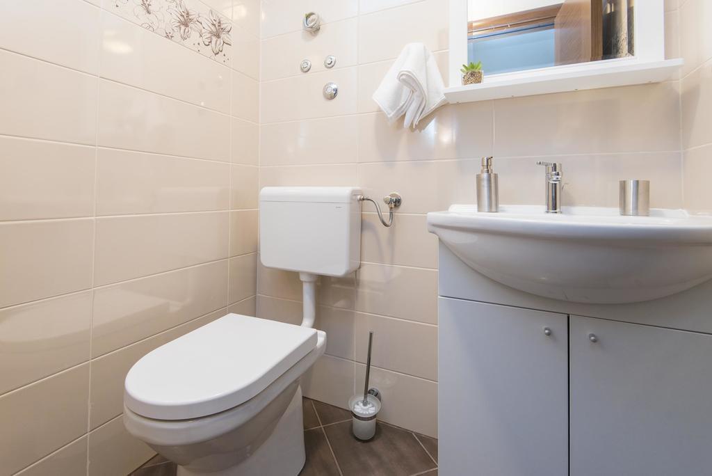 Stella Apartament *